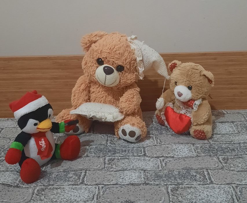 Плюшени играчки различни размери