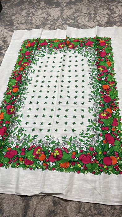 Продам скатерть б/у лен СССР