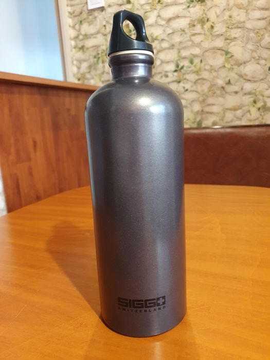 Bidon din aluminiu Sigg 1l, nou, nefolosit