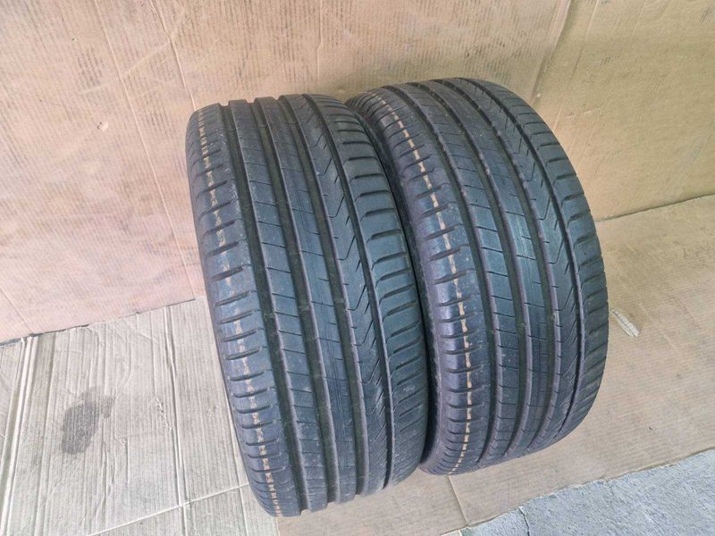 2 Pirelli R17 225/50
летни гуми DOT4521