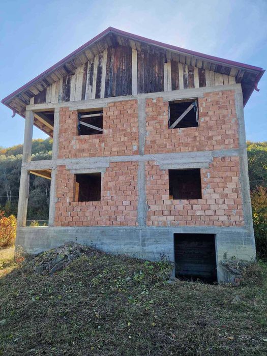 Casa de vanzare
