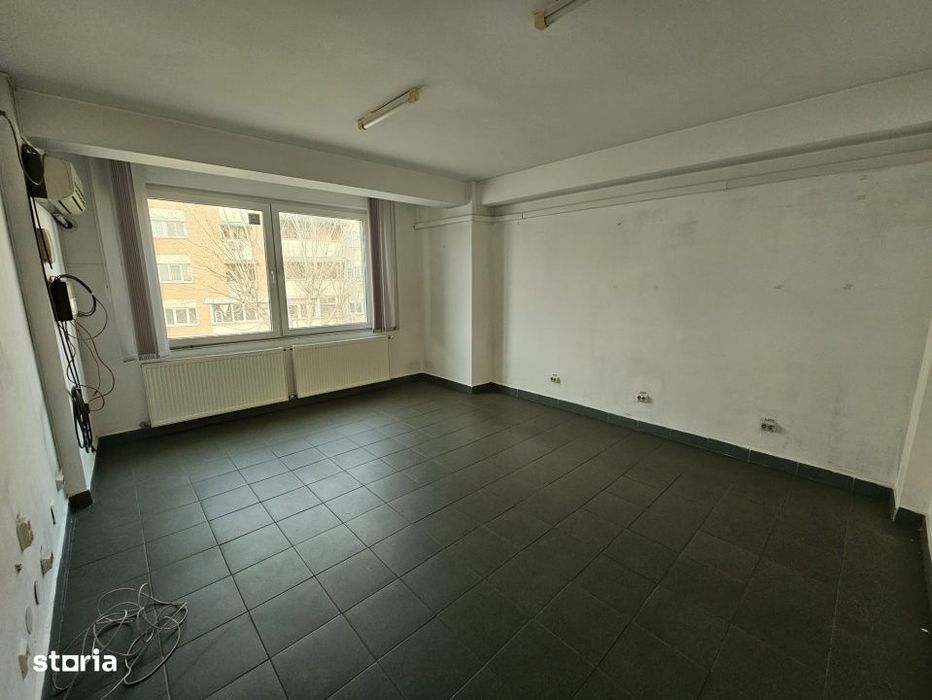 Spatiu comercial, 495 mp utili, zona Centrala