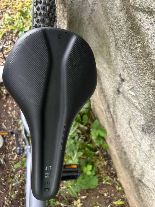 Vând bicicletă CUBE AIM Pro Slateblack