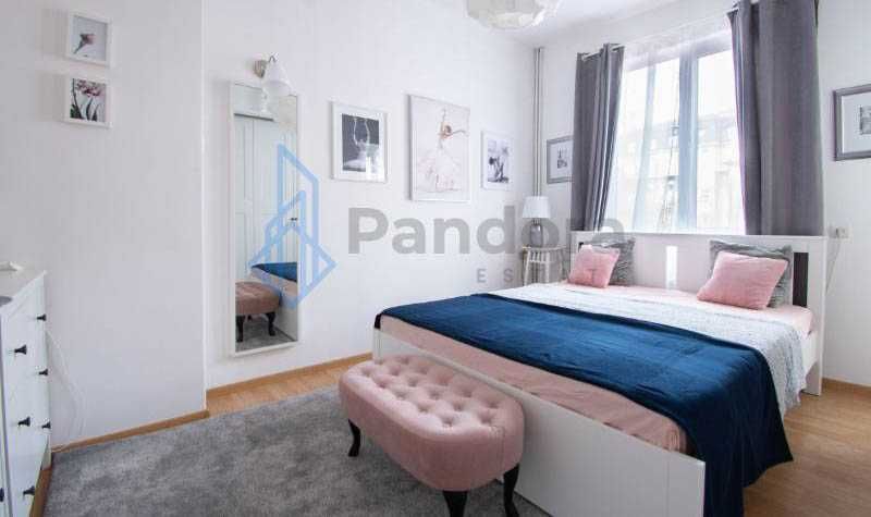 Дава се под наем Двустаен апартамент в София, Център - 70 кв.м за 550 € - Снимка #2