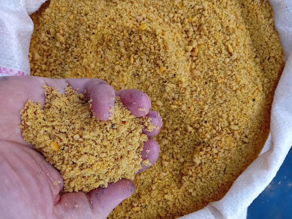 Vind Srot Floarea Soarelui Granulat foarte bine uscat si super calit