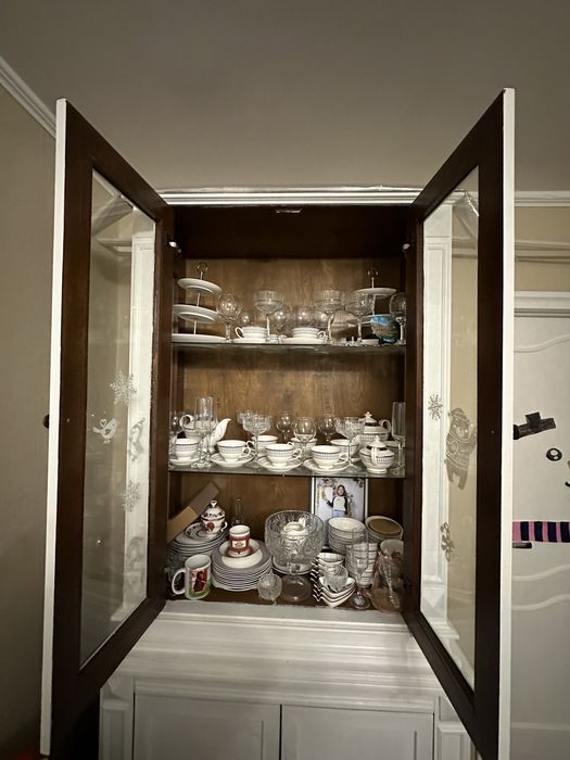 Шкаф для посуды шкаф