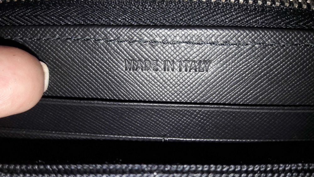 Дамско портмоне Prada