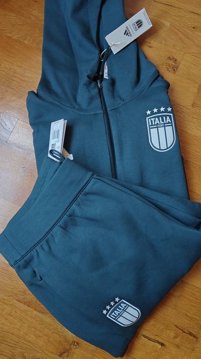 Италия Официален travel анцуг сезон 2025, закупен от официалния магази