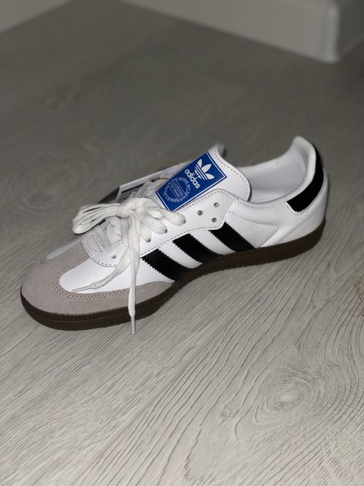 Продам кроссовки Adidas Samba