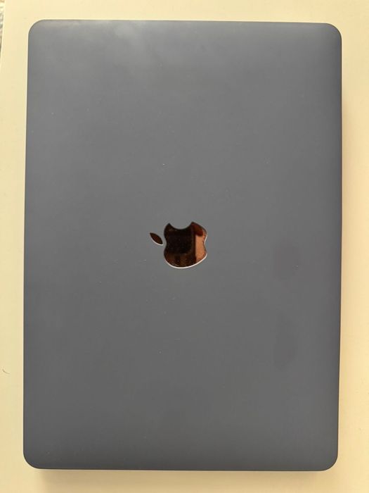 Продам macbook air m1