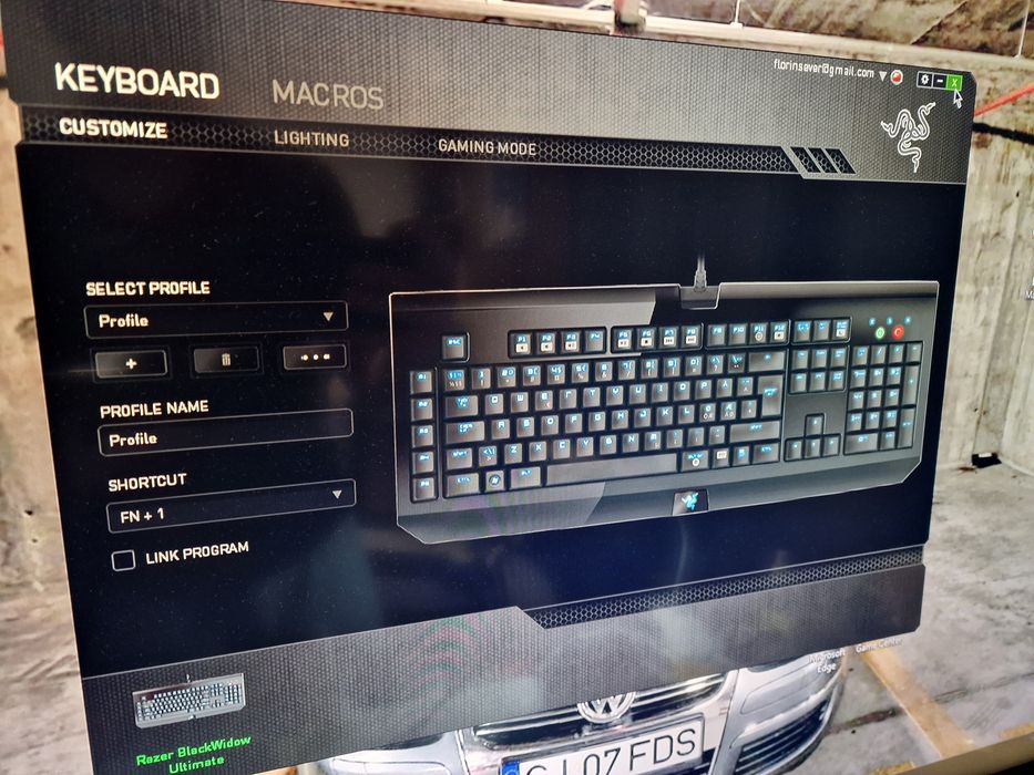 Tastatură mecanică Razer BlackWidow Ultimate – Switch-uri albastre