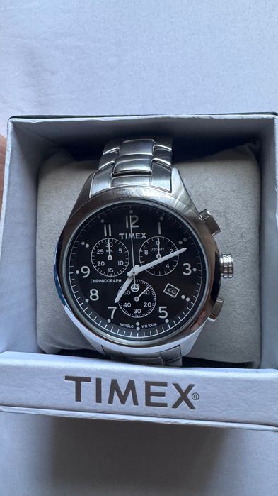 Ceas original Timex T2M469, model bărbătesc, cu design elegant și sport.