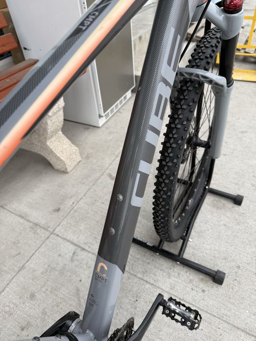 Планински велосипед Cube Acid 29/L