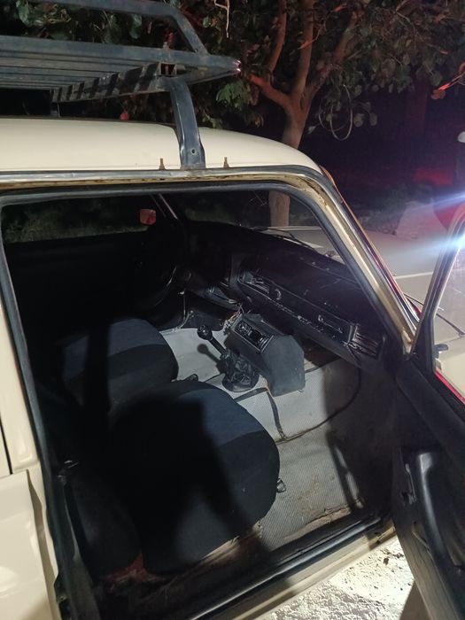 Vaz 2104 o'rta holatda