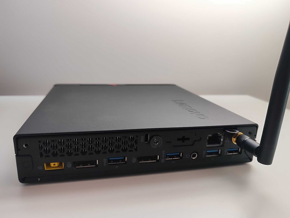 Lenovo ThinkCentre M700 Tiny Desktop i5-6600T/240GB/8GB