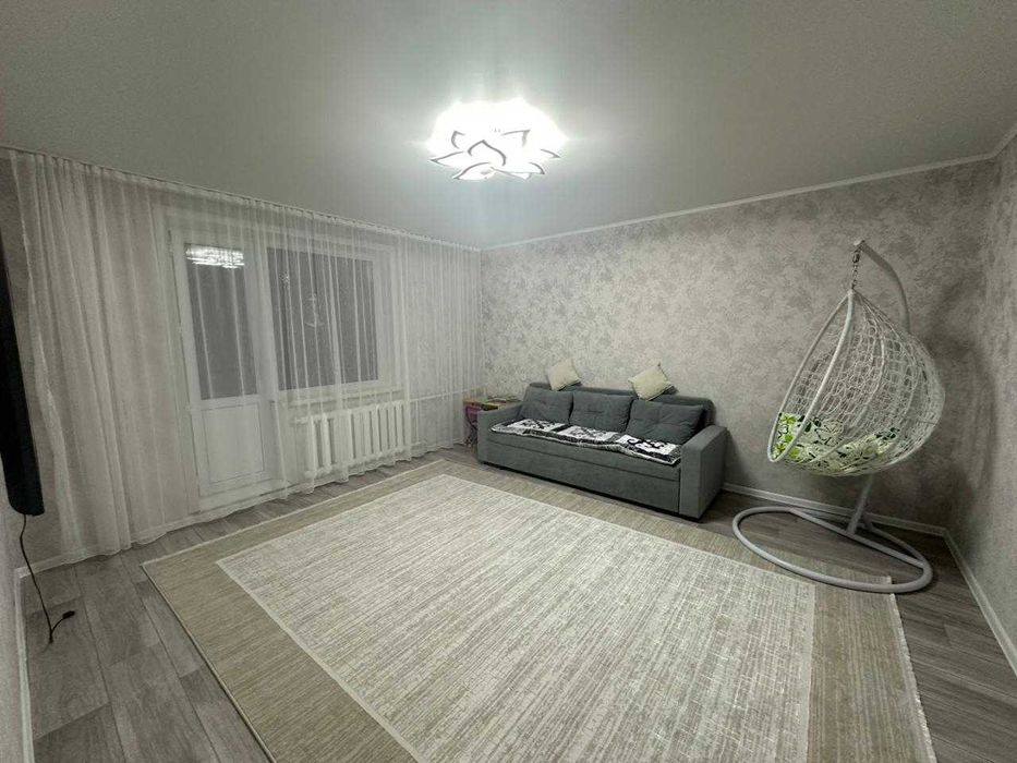 Продам 2-х комнатную квартиру в центре города