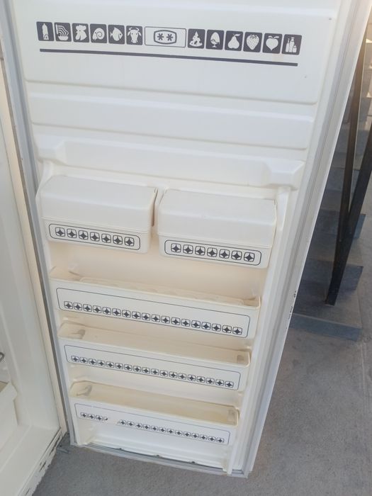 Холодильник продается