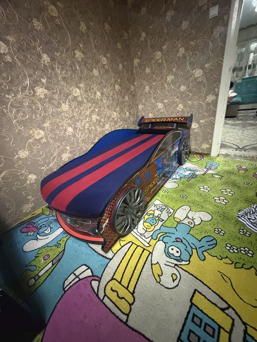 Moshinali kravat sotiladi