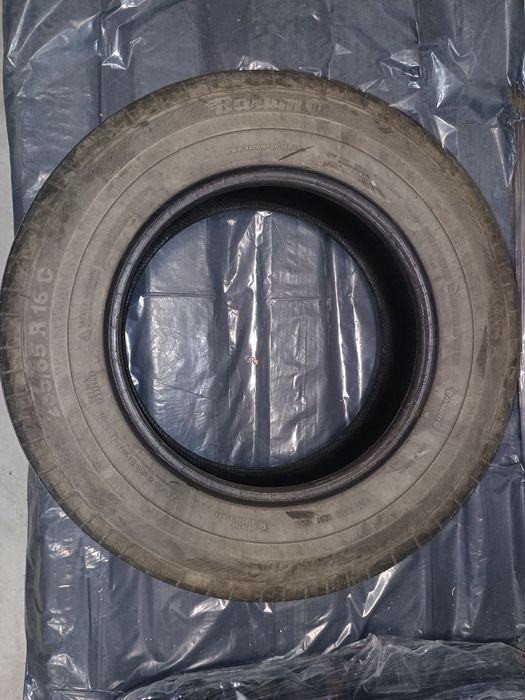 Anvelope vara Barum 235/65/R16C Dot 2022