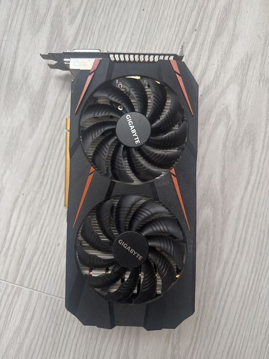 Placa video gigabyte 1060 6gb