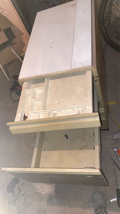 Железный комод тумба шкаф