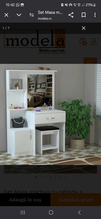 Masa de machiaj cu scaun.