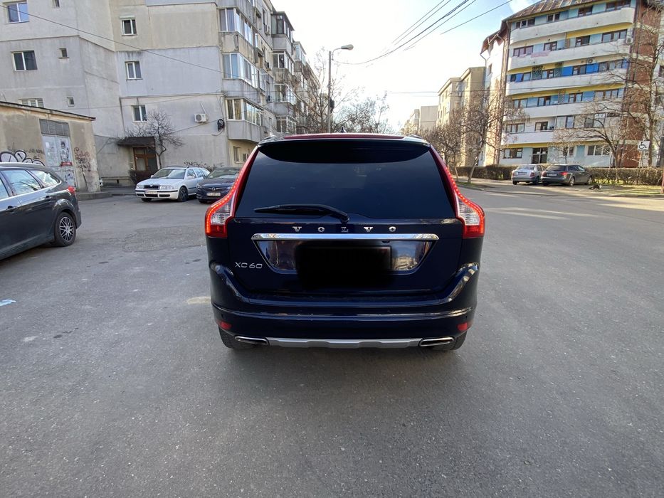 Volvo XC60 ,2.0L, 190cp automata