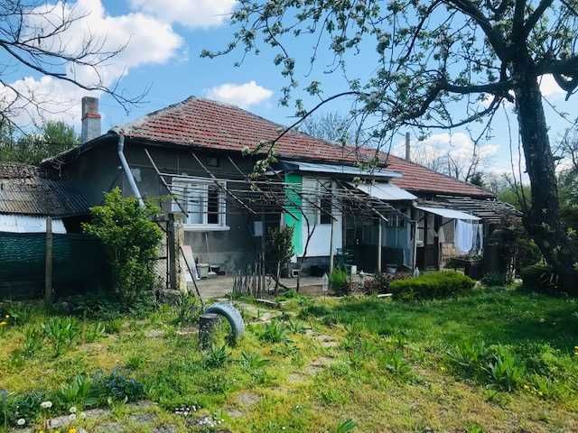 Продава се Къща в Русе, Алеи Възраждане - 118 кв.м за 338 €/кв.м - Снимка #1
