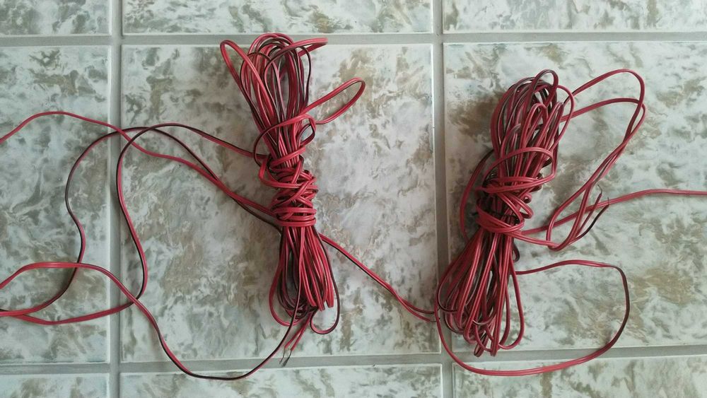 Тонколони един чифт