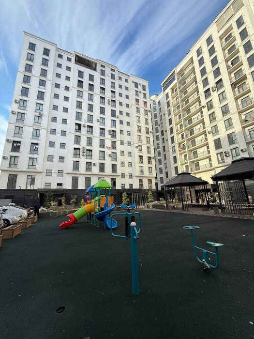 Shahar markazidan yangi uy