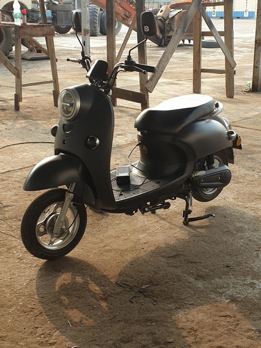 Elektra skuter Honda