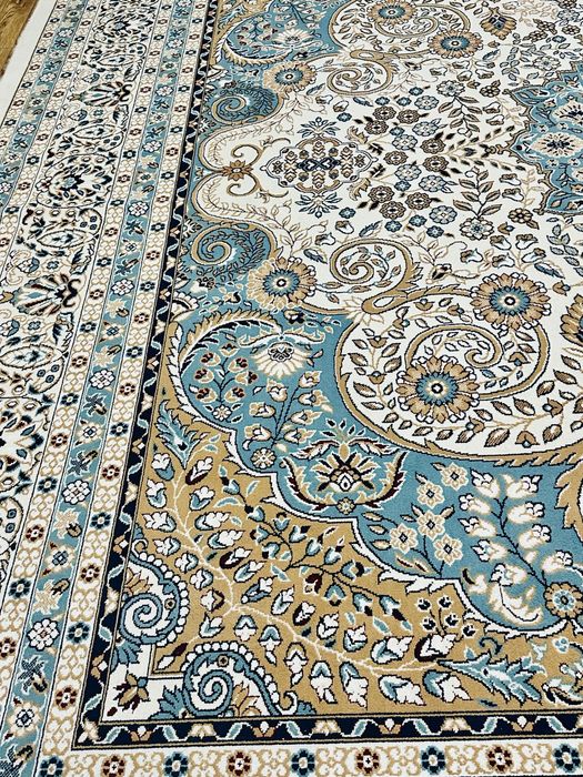 Турецкий ковёр 4×4 м, б/у — СРОЧНО