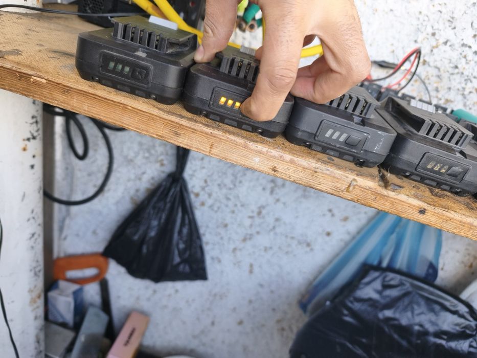 Чисто нови батерии