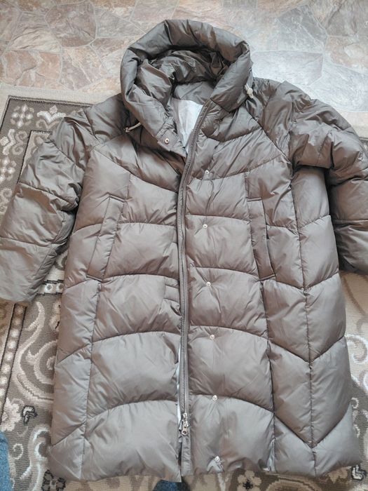 Продам женский пуховик