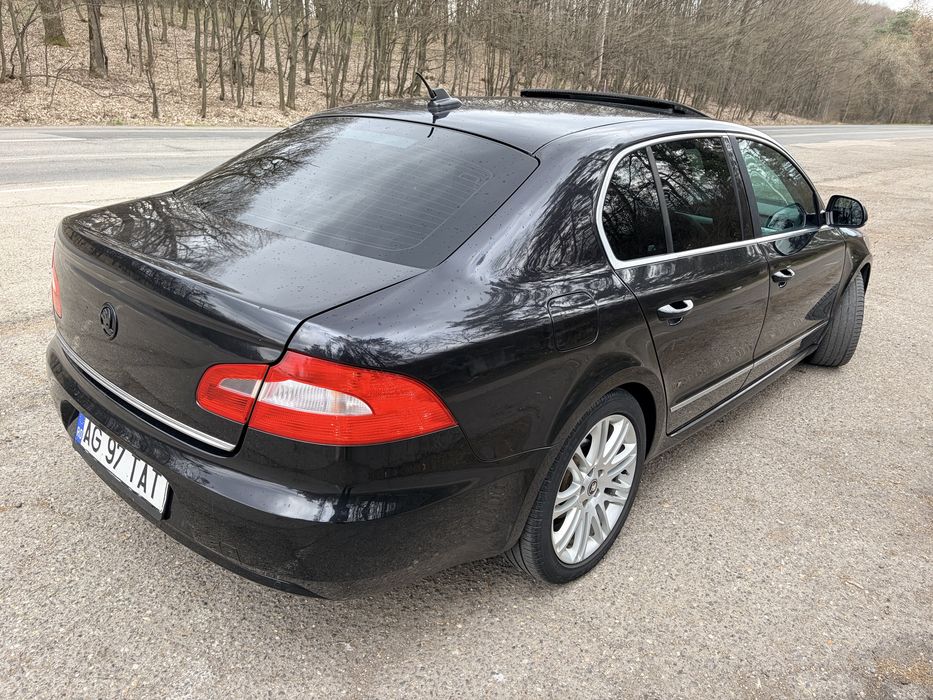 Vând Skoda Superb 2