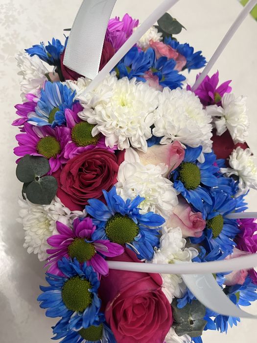 Цветы корзина букеты