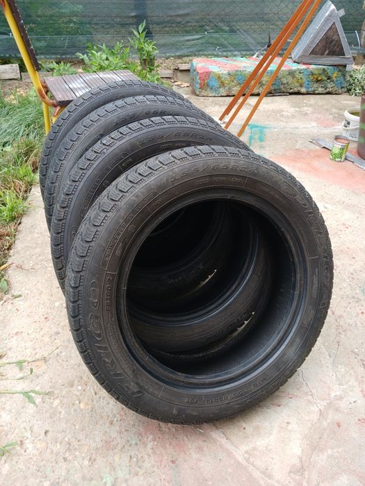 Set 4 anvelope de iarna Debica Frigo 2 155/65 R14