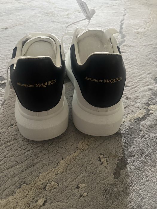 Alexander Mcqueen simple