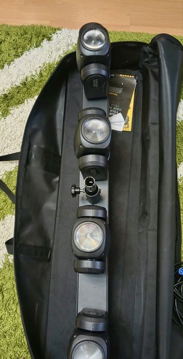 Stativ T lumini Beamz Panther Quatro inca in garantie