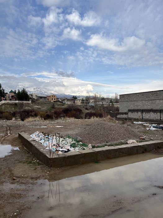 Oqtoshda 14sotix yer