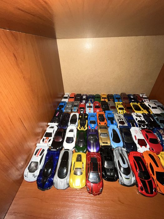 Hot wheels колички