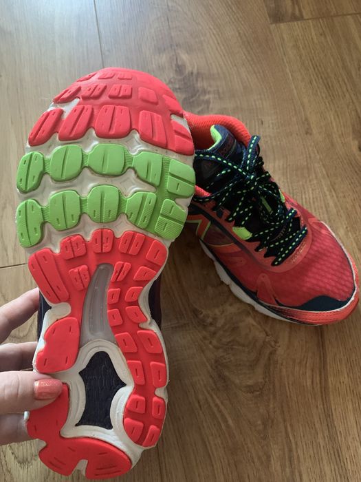 Дамски маратонки Neu Balance 37 номер