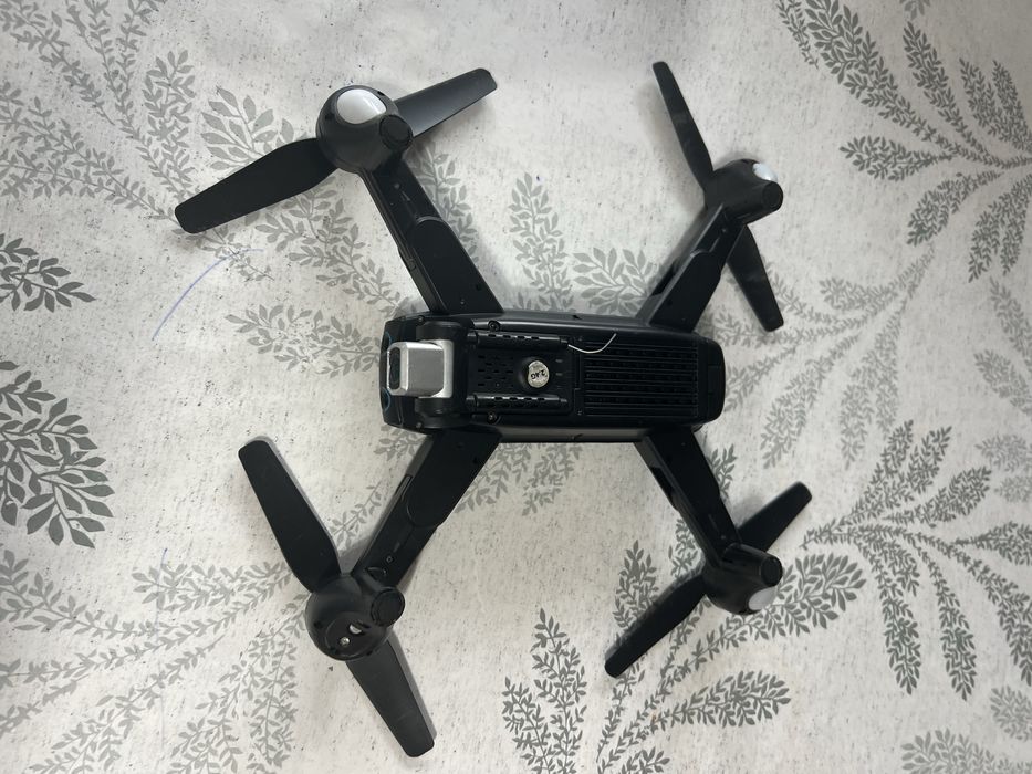 Продам дрон в хорошем состоянии