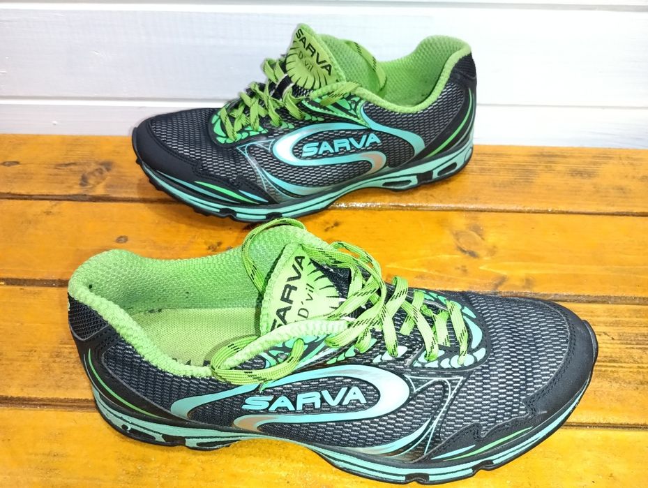 Sarva маратонки със шипове N40- 35 лв