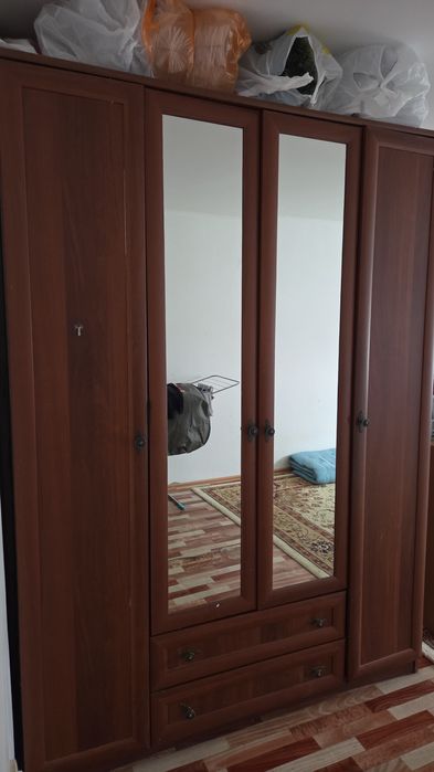 Бесплатно большой шкаф