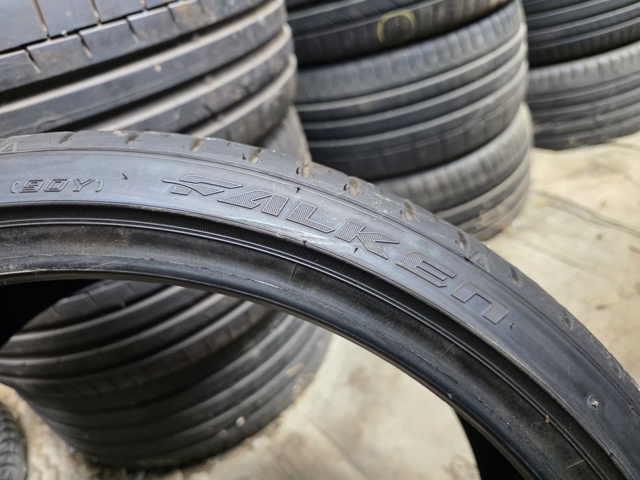 2бр Летни гуми 225 35 20 - Falken