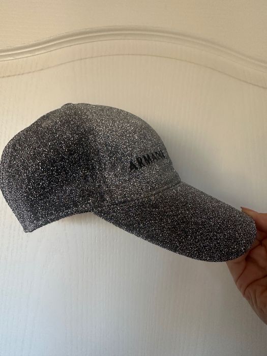 Козирка на Armani Exchange