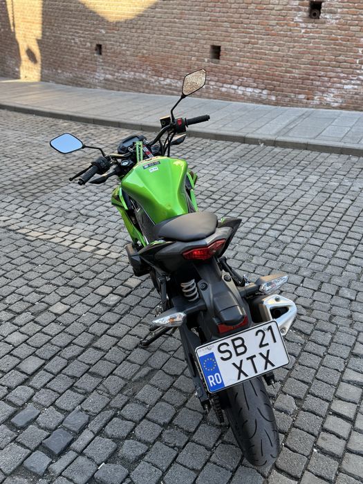Kawasaki Z125 2021