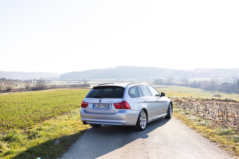BMW 3 Series 2010 — imagine 12
