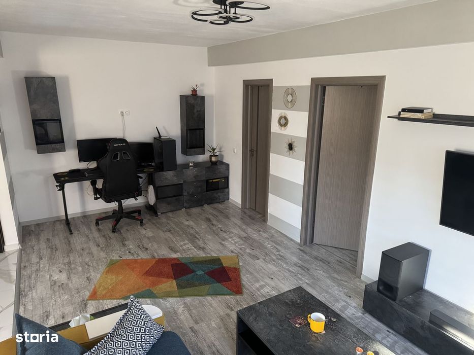 Apartament tip casa si curte privata 75 mp | 2 camere | parcare